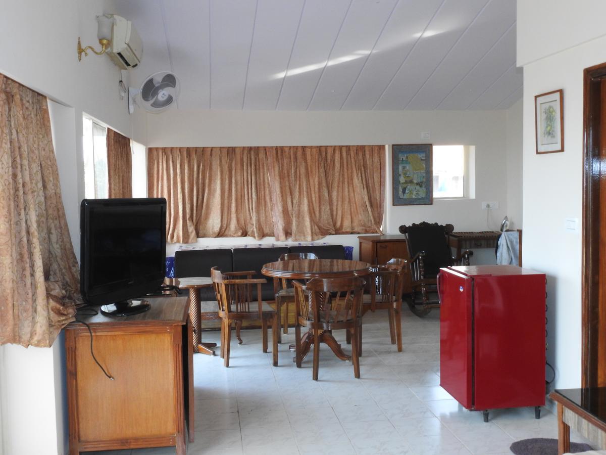 Goa Highridge Residency Hotel Panadzsi Kültér fotó